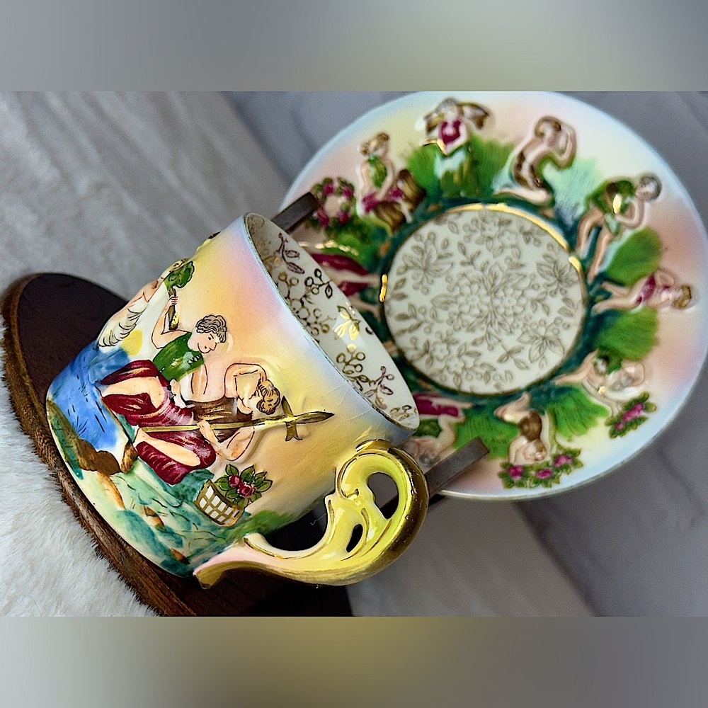 CAPODIMONTE STYLE S.K.G DEMITASSE TEA CUP & SAUCER RARE SIGNED OCCUPIED JAPAN